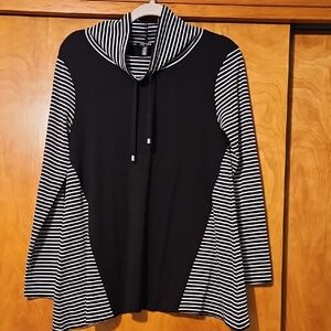 Jones New York Black and White Striped Top